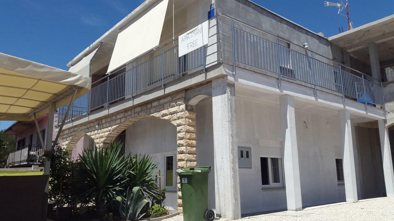 Apartmani Lamani Bibinje Bagian luar foto