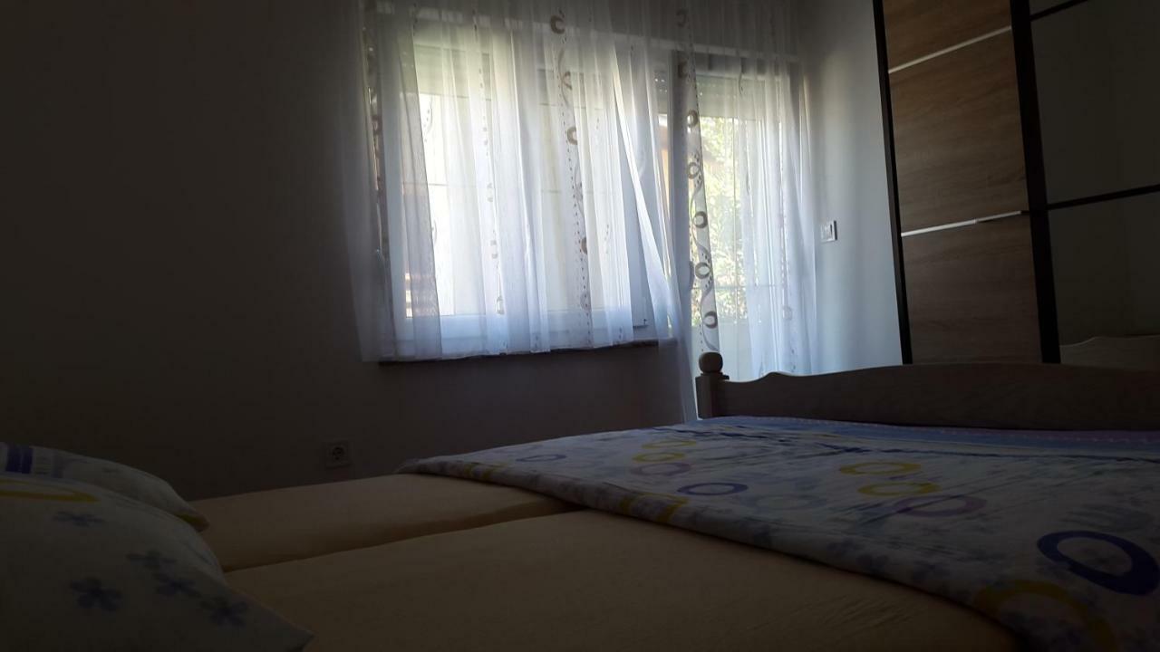 Apartmani Lamani Bibinje Bagian luar foto