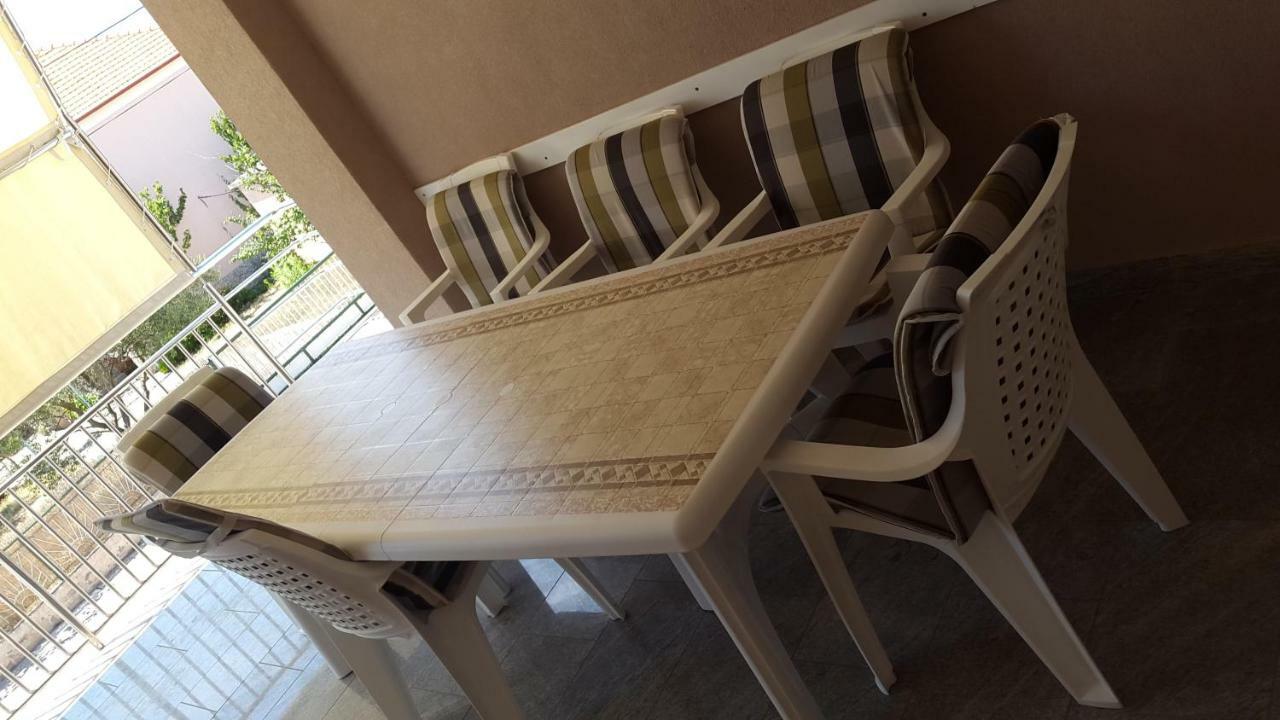 Apartmani Lamani Bibinje Bagian luar foto